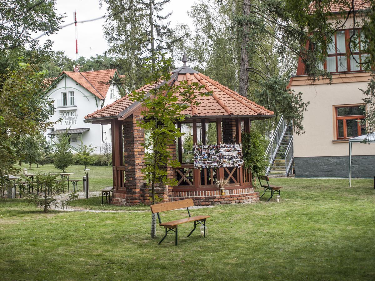 Hotel U Parku Horovice Exterior photo